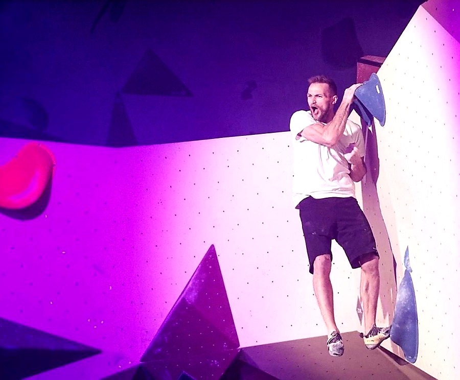 b429de951603ce81136d2d348c099ddb