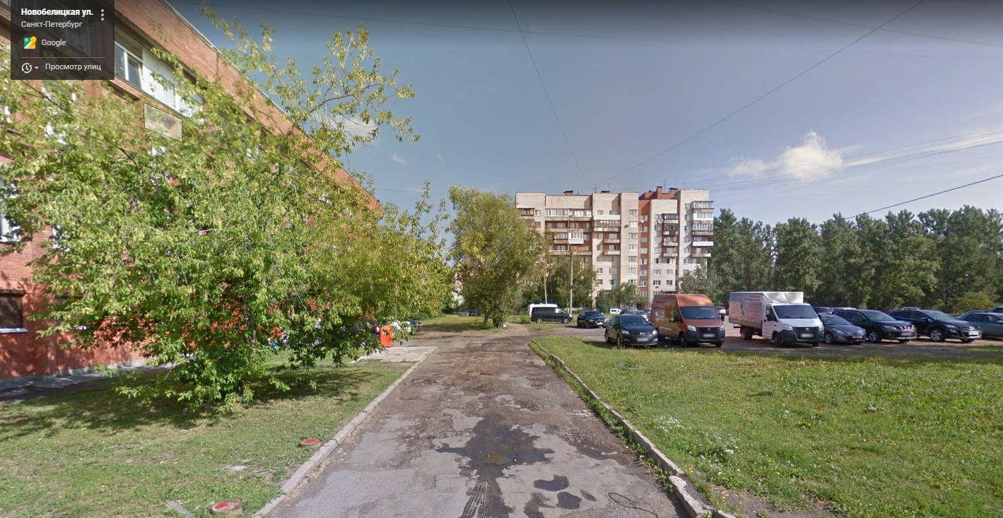 Муниципальный депутат пожаловался Фадеенко на разбитые тротуары в Красносельском районе