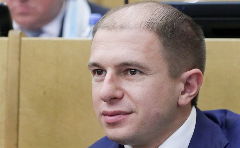 Депутат Михаил Романов поздравил ветеранов с 78-летием снятия блокады Ленинграда