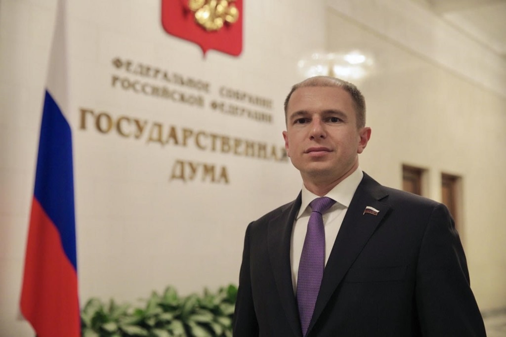 Формирование региональных дорожных фондов позволит субъектам федерации комплексно проводить дорожный ремонт – Михаил Романов