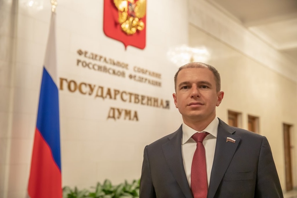 Исключительная роль в развитии человечества принадлежит ученым – Михаил Романов