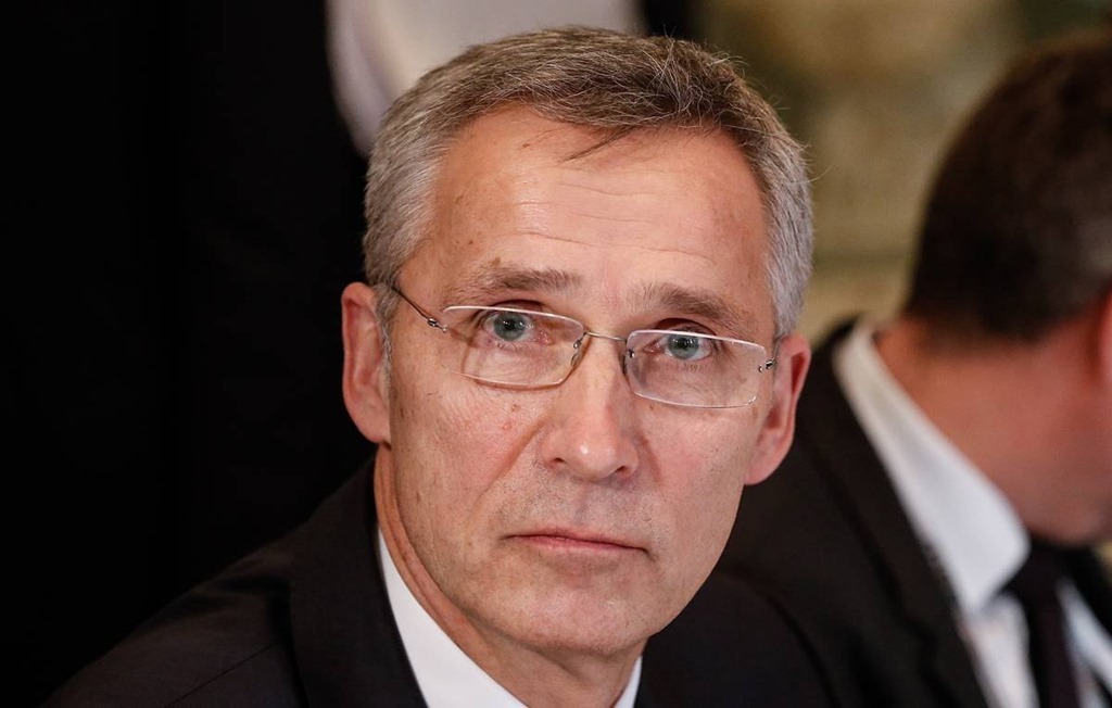 Столтенберг: территориальные уступки со стороны Украины ради мира возможны