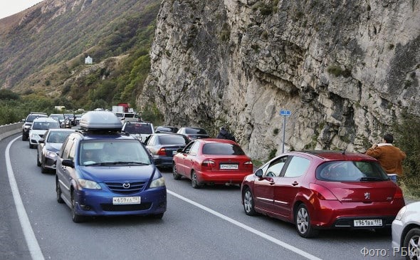 Грузия не собирается закрывать границу с Россией