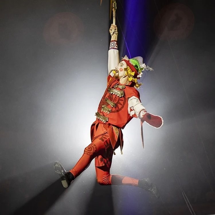 Патриотический цирковой спектакль о единстве народов России можно увидеть в цирке Санкт-Петербурга