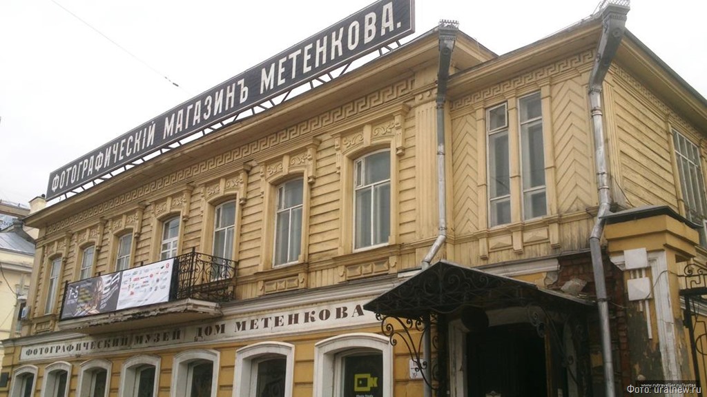 78458932489328958923532