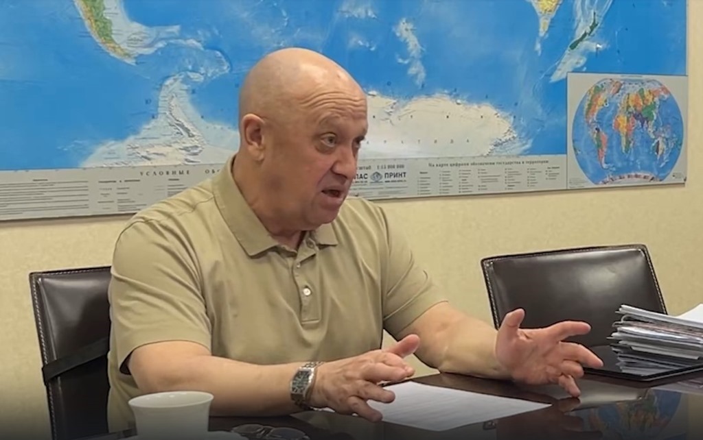 «Мы за то, чтобы армия становилась сильнее»: Пригожин заявил о желании ЧВК «Вагнер» поделиться навыками и технологиями с ВС РФ