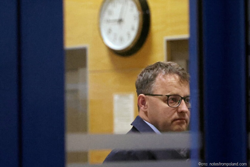 Беглый оппозиционный политик выдвинул условия возвращения в Польшу из Венгрии