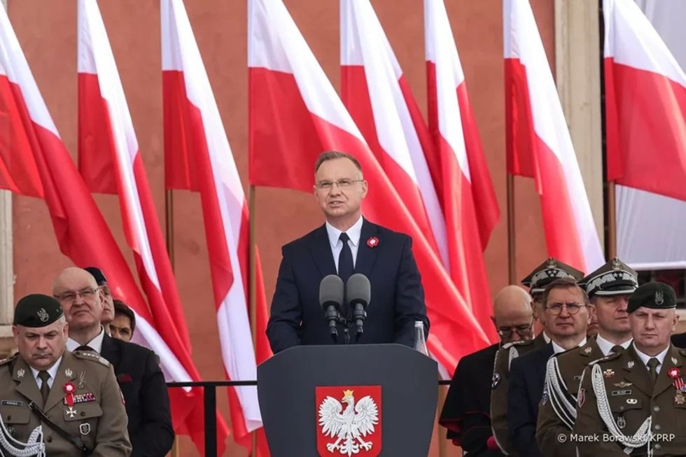 В Польше вспыхнул книжный скандал вокруг Анджея Дуды В Польше вспыхнул книжный скандал вокруг Анджея Дуды