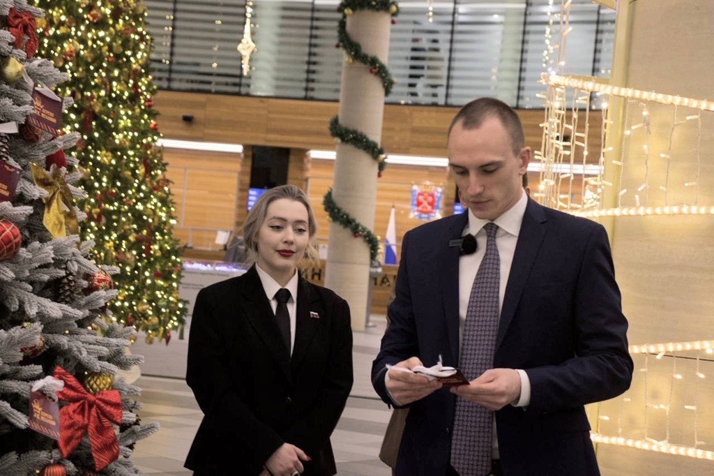 Владислав Тюльпанов присоединился к акции «Ёлка Желаний» в Санкт-Петербурге