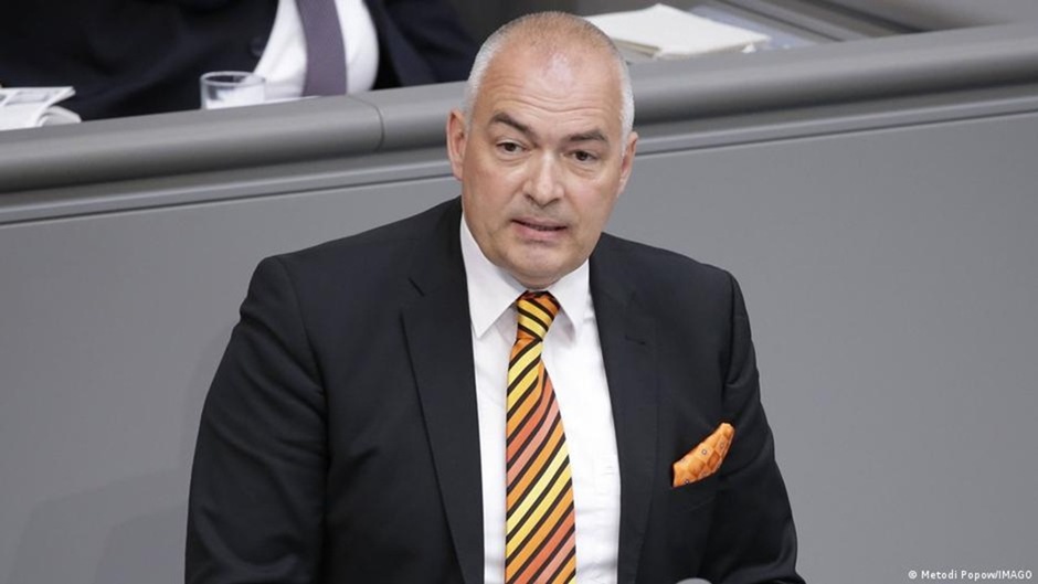 Бывший депутат бундестага получил условный срок за лоббирование интересов Азербайджана Бывший депутат бундестага получил условный срок за лоббирование интересов Азербайджана