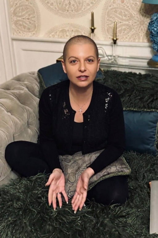 Маргарита Симоньян поделилась в социальных сетях своим снимком, сделанным после прохождения химиотерапии