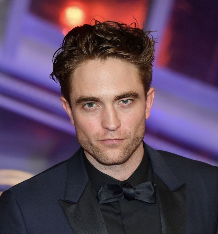 Искусство разочарования: как Роберт Паттинсон победил сталкера обычным нытьем